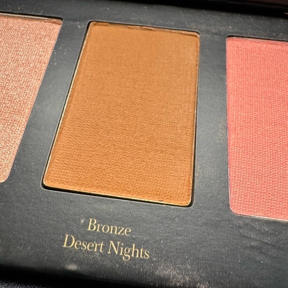 Kevyn Aucoin The Contour Palette - 4-in-1 Face Essentials-see flaw in pic - Picture 9 of 12